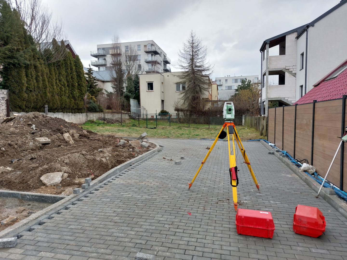 Tyczenie granic pomiar działek, działki ewidencyjnej Kraków